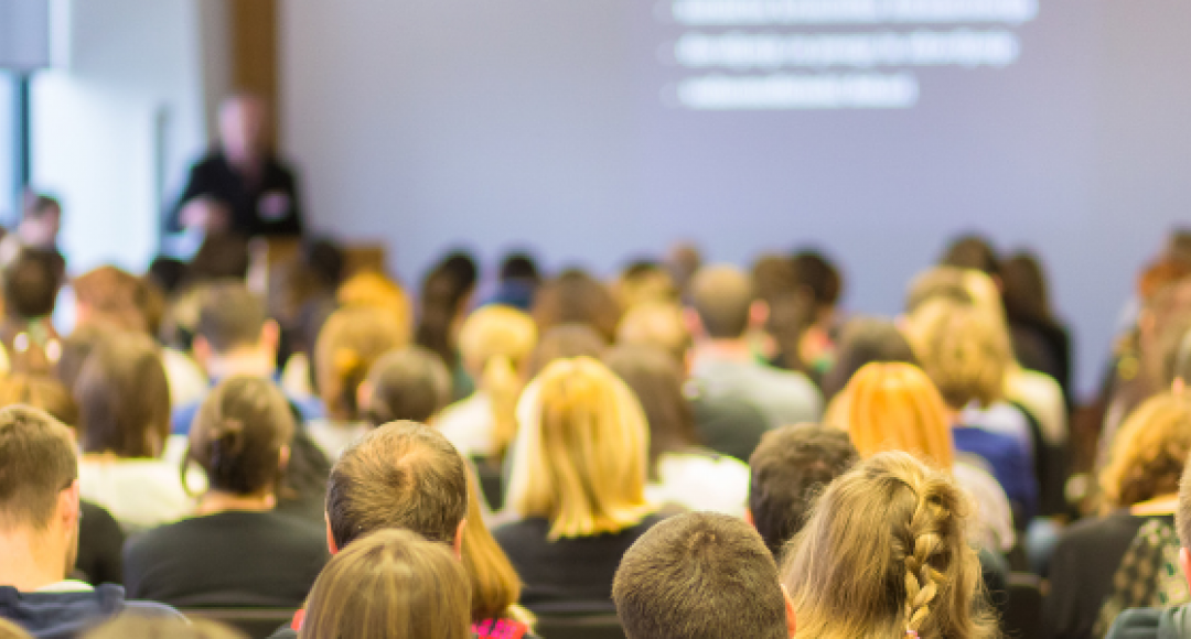 Rozwijaj firmę z Innovation Coach – dołącz do webinarów i wydarzeń.